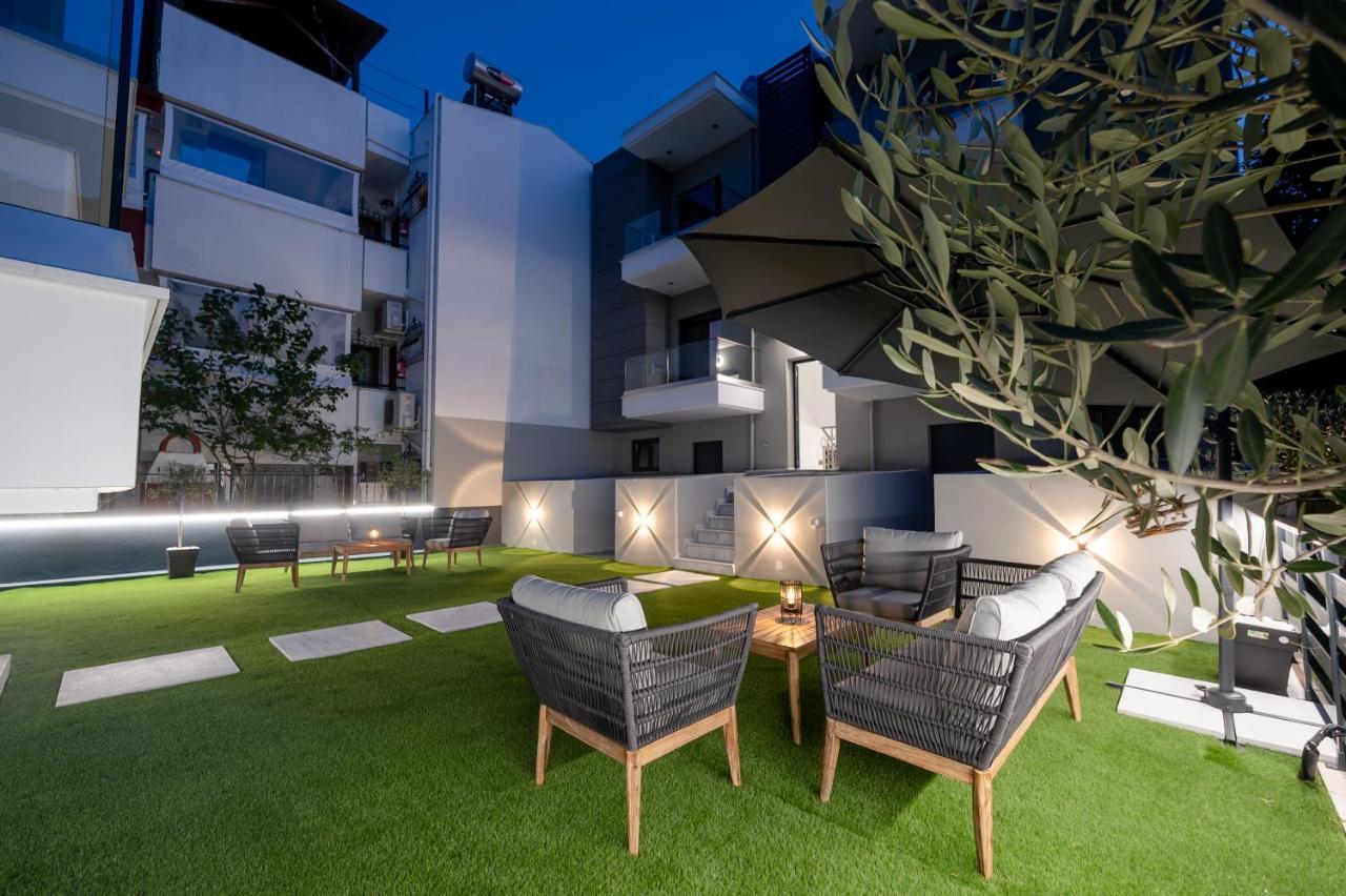 Blue Wave Luxury Suites Nea Iraklitsa エクステリア 写真